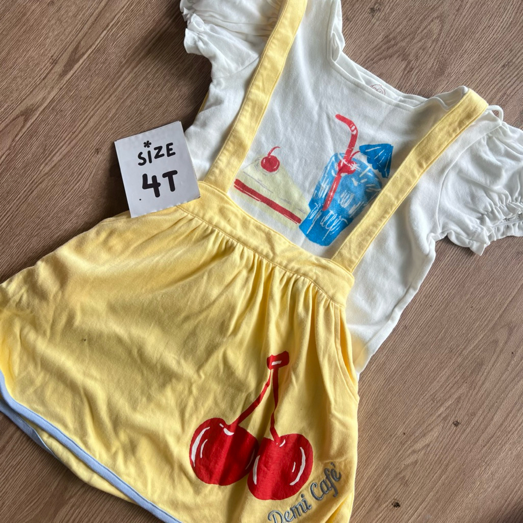 demi ชุดเอี๊ยมเด็กผู้หญิง Size 4T