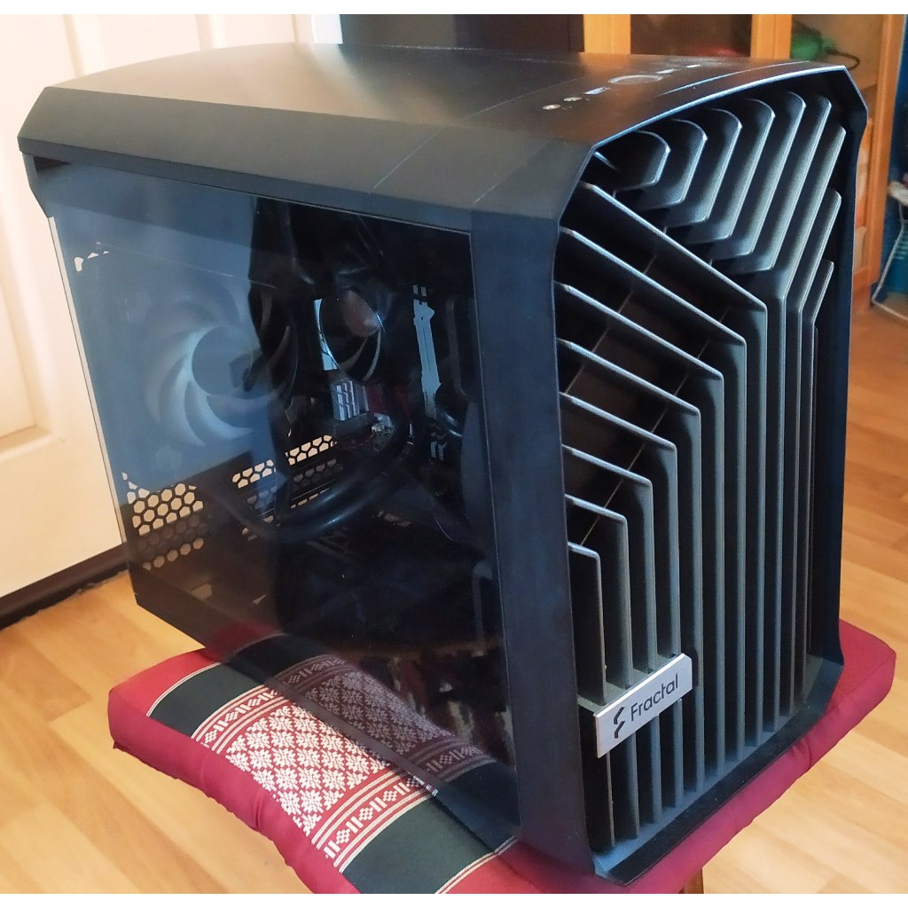 Fractal Design Torrent Nano RGB Black TG Light Tint