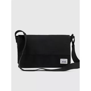 กระเป๋า Levi's® Men's Duboce Messenger Bag
