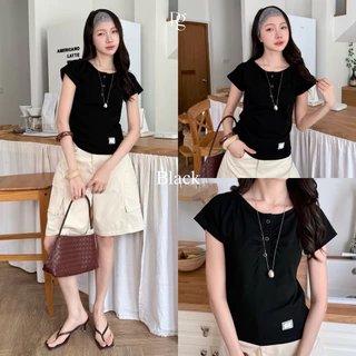 RICHYGIRL | Mi-ka Top เสื้อยืดคอวี กระดุมสแนป ผ้ายืดนิ่มใส่สบาย ทรงเข้ารูปพอดีสวย (S/M/L)