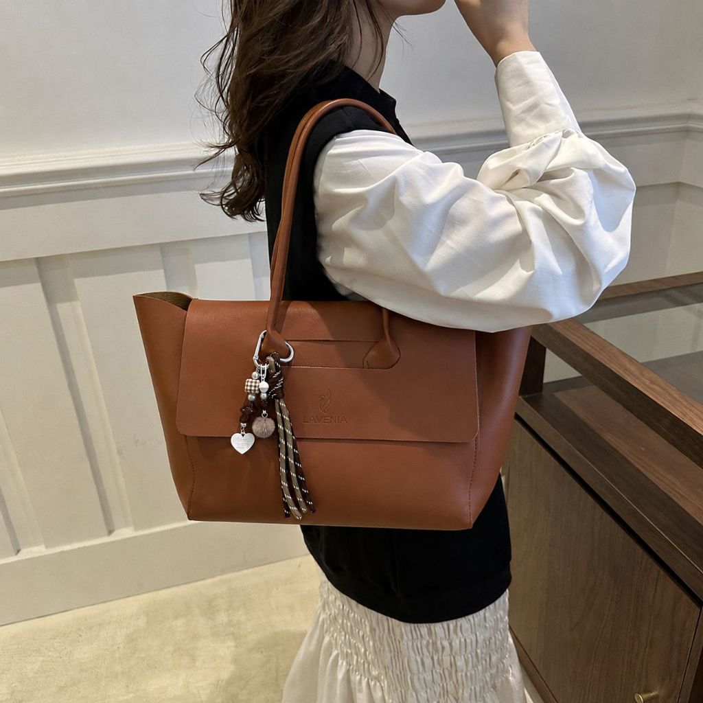 กระเป๋าโท้ท กระเป๋าหนัง tote bag หนัง ดีไซน์หรูดูแพง จุของเยอะ น้ำหนักเบา ใช้งานได้ทุกวัน สาวแฟชั่นห้ามพลาด
