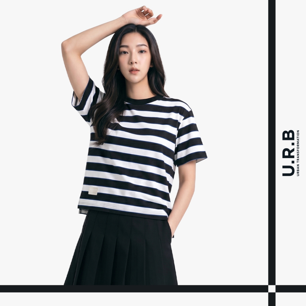 URBAN : WOMEN'S OVERSIZED STRIPED TEE เสื้อโอเวอร์ไซส์ผู้หญิงลายริ้ว  รุ่น 1UTWT1066 สี Classic Black & White