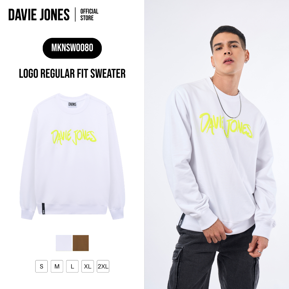 DAVIE JONES [BE FEARLESS] เสื้อสเวตเตอร์ผู้ชาย Logo Regular Fit Sweater สีขาว น้ำตาล SW0080