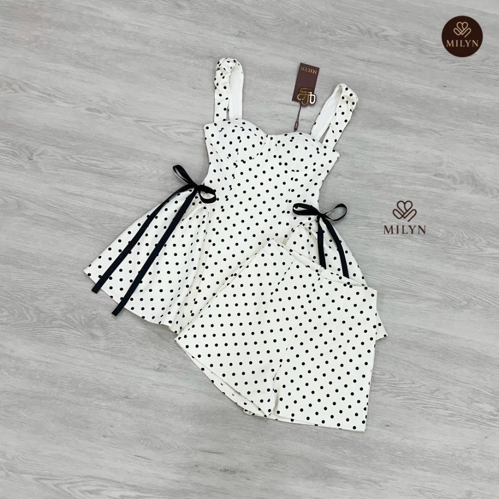 MILYN Setเสื้อโทนครีม ลาย Polka Dot สีดำ+กางเกงขาสั้น รูปที่ 3