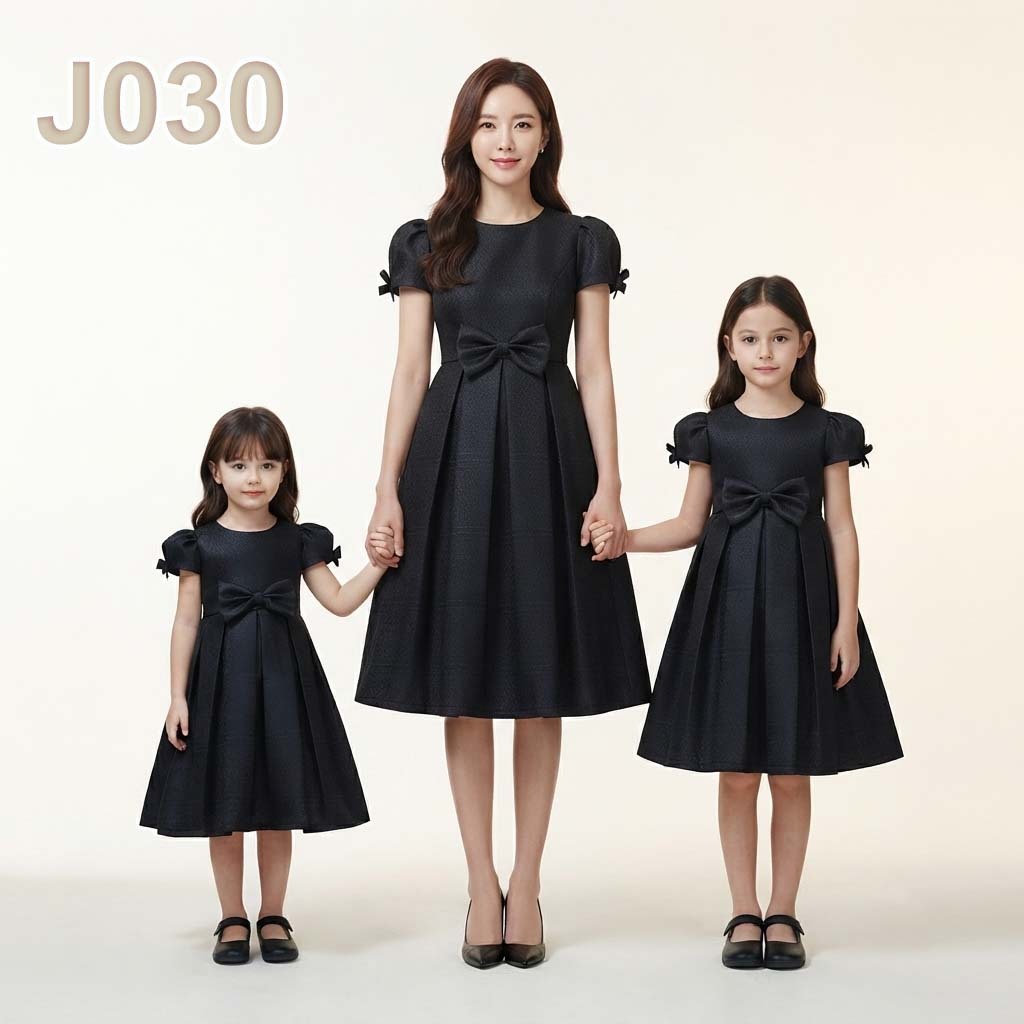J030 ชุดเดรสลายไทยเด็กหญิงและแม่ สีดำ สวย ดูแพง สามารถใส่ได้ทุกโอกาส​สำคัญ