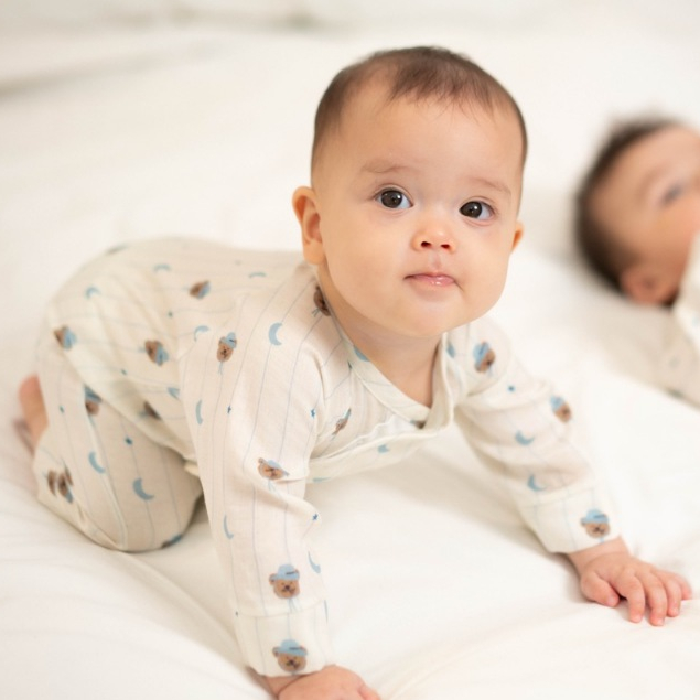 lookbookpetite x saeson |  TENCEL™ Baby Pajamas สี Dreamy Pink Moon,Dreamy Blue Moon