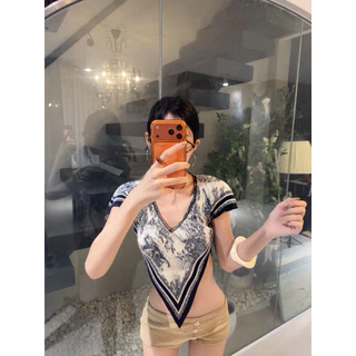 Singsongbrand เสื้อคอลูกไม้คอกลม+คอวีอัดพลีทลายสวยมาก ลายหรูงานแรร์