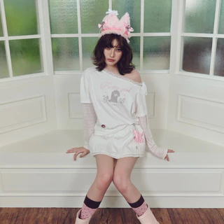 RIKA น้องMabel ปาดไหล่คอลูกไม้แต่งแขนยาว