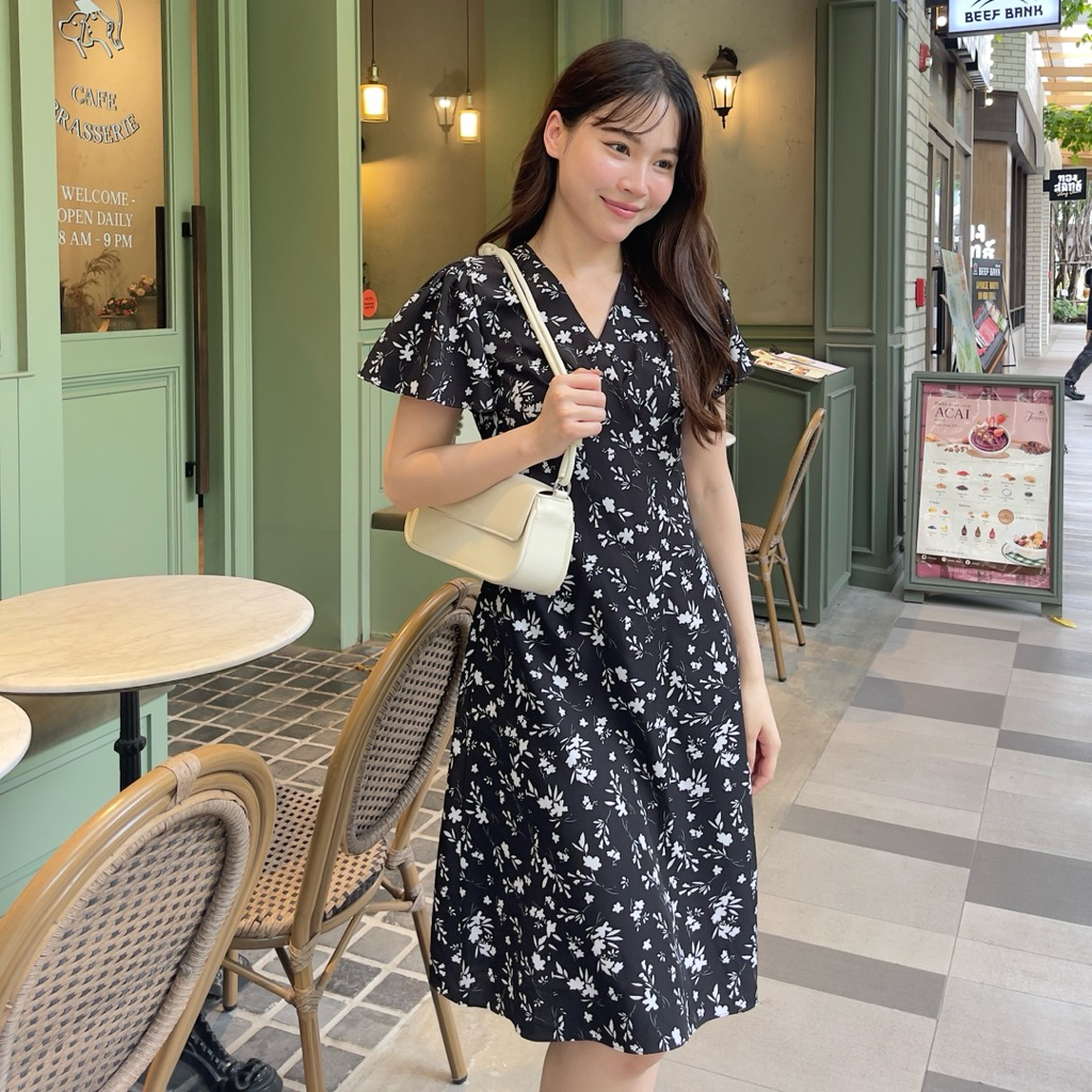 🍒Irene dress เดรส จับจีบหน้าอก แขนทรงระบาย ผ้านุ่ม ยับยาก รีดเรียบง่าย (ปรับลดความยาวฟรี *ระบุในโน๊ต)