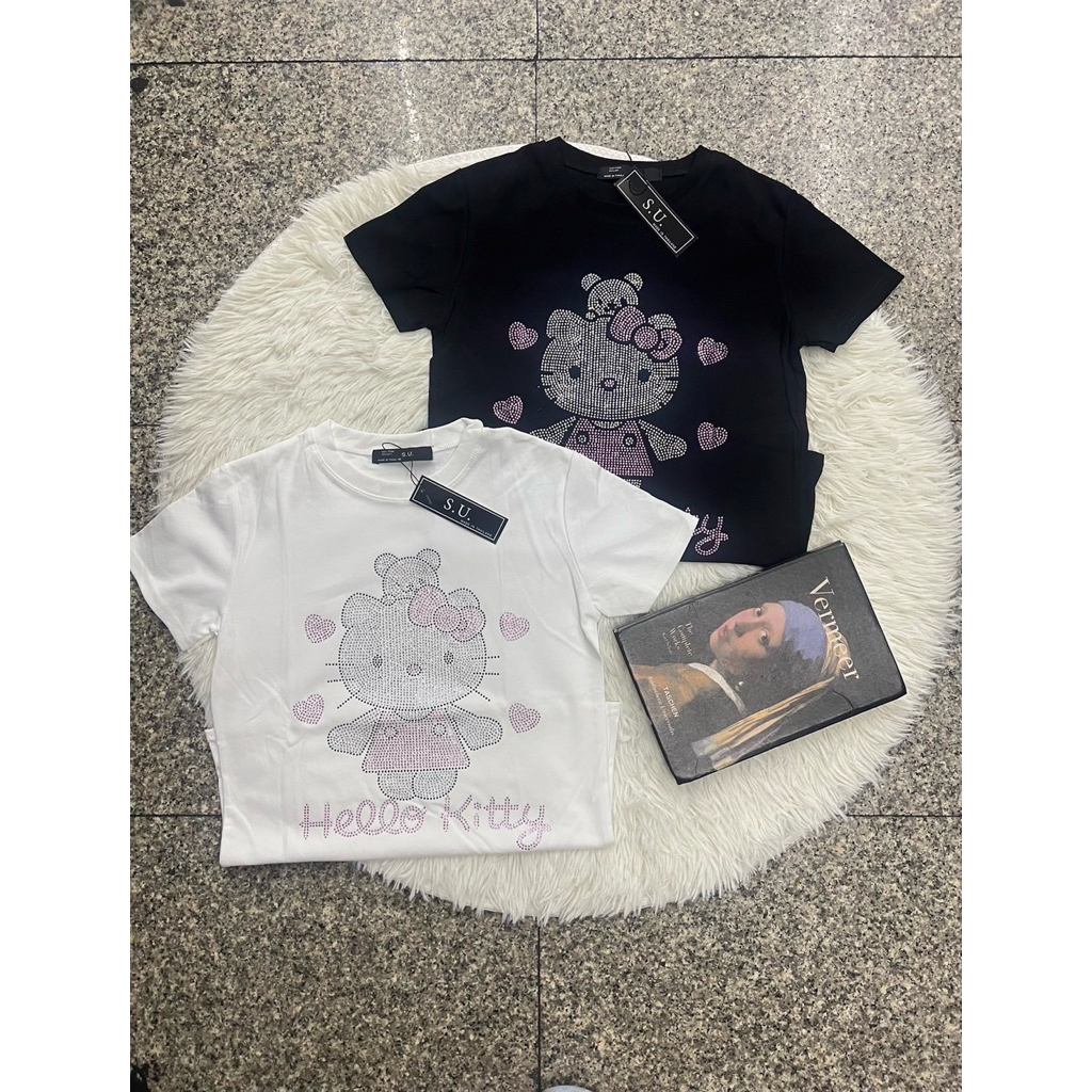 #Su เสื้อยืดงานรีดเพชร สวยมากกกเข้ารูปสับๆใครหาอยู่จัดจ้า