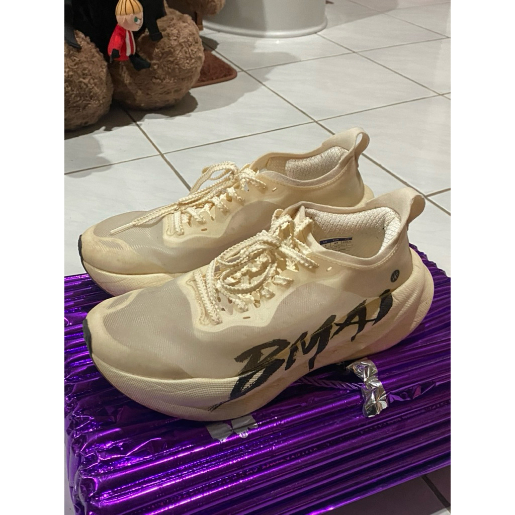 รองเท้าวิ่ง Bmai carbon turbo 3.0 (มือสอง) size37