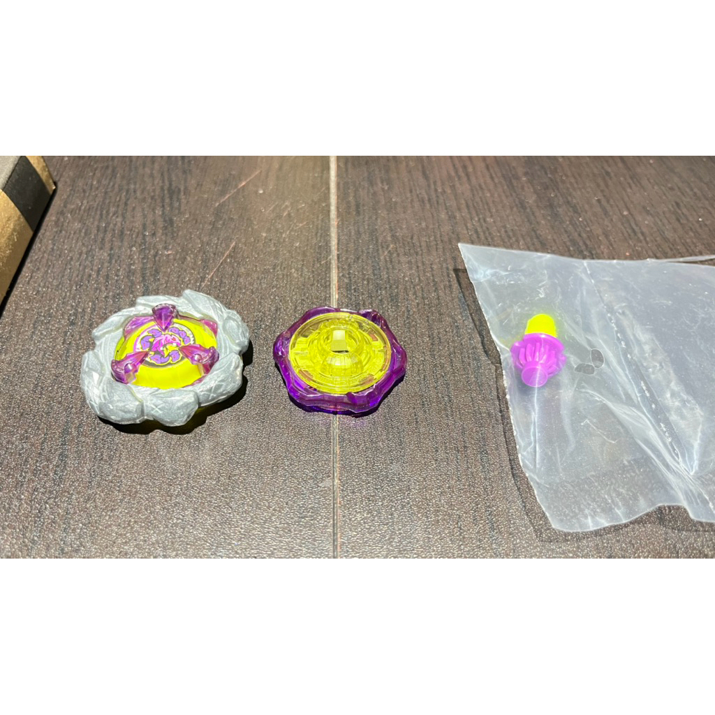 [ ของแท้ พร้อมส่ง ] TAKARA TOMY BEYBLADE X | UX-00 OROCHICLUSTER 6-60LF "COROCORO COMIC LIMITED LOT 