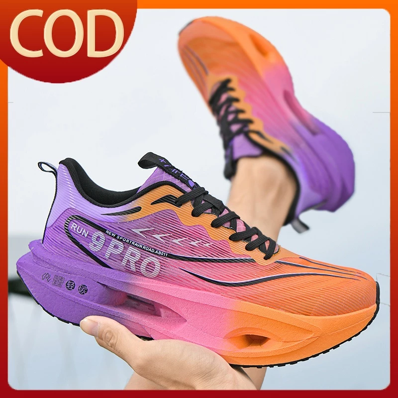 COD ส่งจากกรุงเทพฯ รองเท้ากีฬาผู้ชายผู้หญิง รองเท้าวิ่งลำลอง รองเท้าพื้นนุ่ม เรียบง่ายและมีสไตล์สำหรับออกกำลังกายกลางแจ้