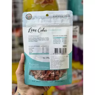 8974 LOVE CUBES / ขนมสุนัข ขนมหมา เลิฟ คิวบ์ ชิคเก้น ชังค์ ขนมขบเคี้ยวสำหรับสุนัข 120กรัม ***1แถม1 138บาท
