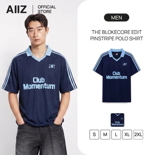 AIIZ (เอ ทู แซด) - AIIZ เสื้อโปโลคอวีแอคทีฟผู้ชายแขนสั้นทอลายทาง AIIZ Men's The Blokecore Edit Pinstripe Polo Shirt