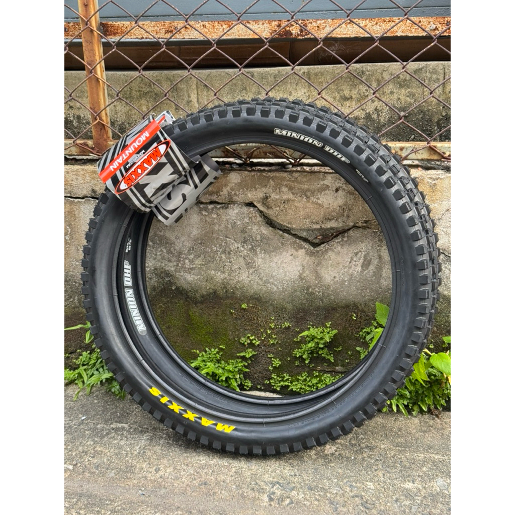 ยางนอกจักรยาน Maxxis Minion DHF 20 x 2.40” (406)