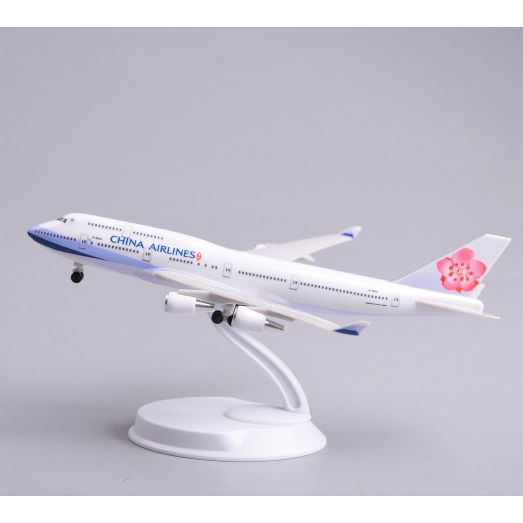 CHINA AIRLINES B747 ทะเบียน B-18210