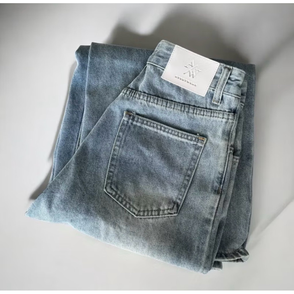 ส่งต่อกางเกงยีนส์ AVERYWEAR - BEGGY JEANS ( L )