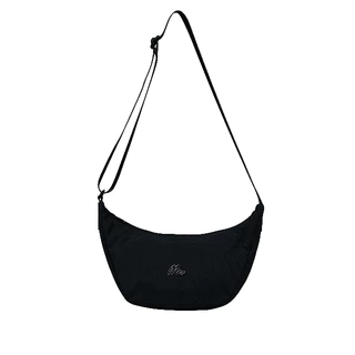 Mc JEANS (แม็คยีนส์) Online Exclusive กระเป๋าสะพายข้าง Unisex กระเป๋าผ้าไนล่อน Crossbody Bag มีให้เลือก 4 สี M02Z142