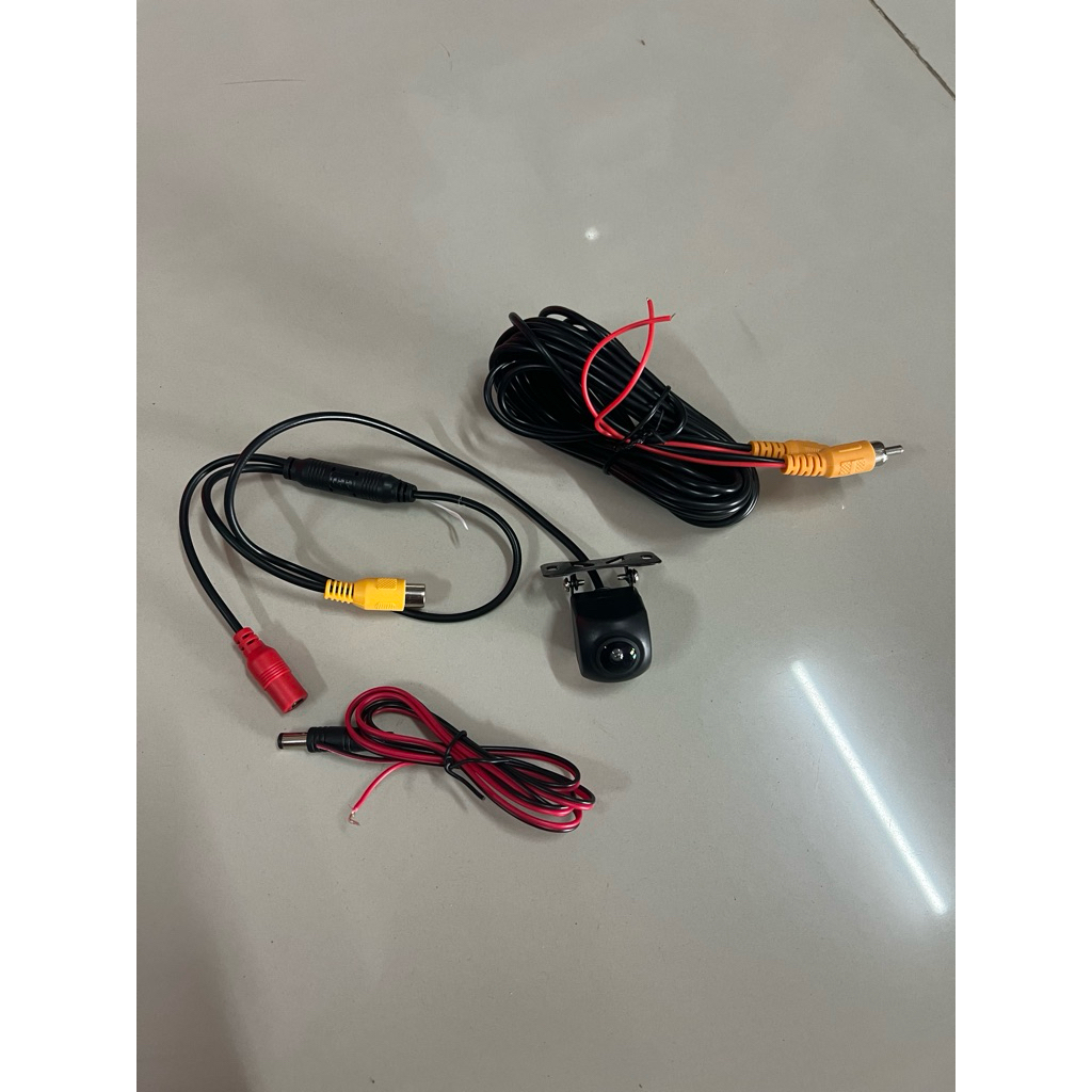 395บาท กล้องถอยหลัง AHD720 แสดงผลเลี้ยวตามพวงมาลัย กล้องถอยหลังติดรถยนต์