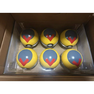พร้อมส่ง 🇹🇭 Pokemon TCG S-Chinese Pokemon Ball Gift Box Exclusive Pokeball Pikachu Legend Sword&Shield