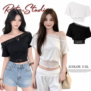 Rita พร้อมส่ง🍒เสื้อยืด ปาดไหล่ แต่งลูกไม้ แขนสั้น สไตล์เกาหลี แฟชั่นผู้หญิง เสื้อครอป เอวลอย เซ็กซี่ น่ารัก ฮิต