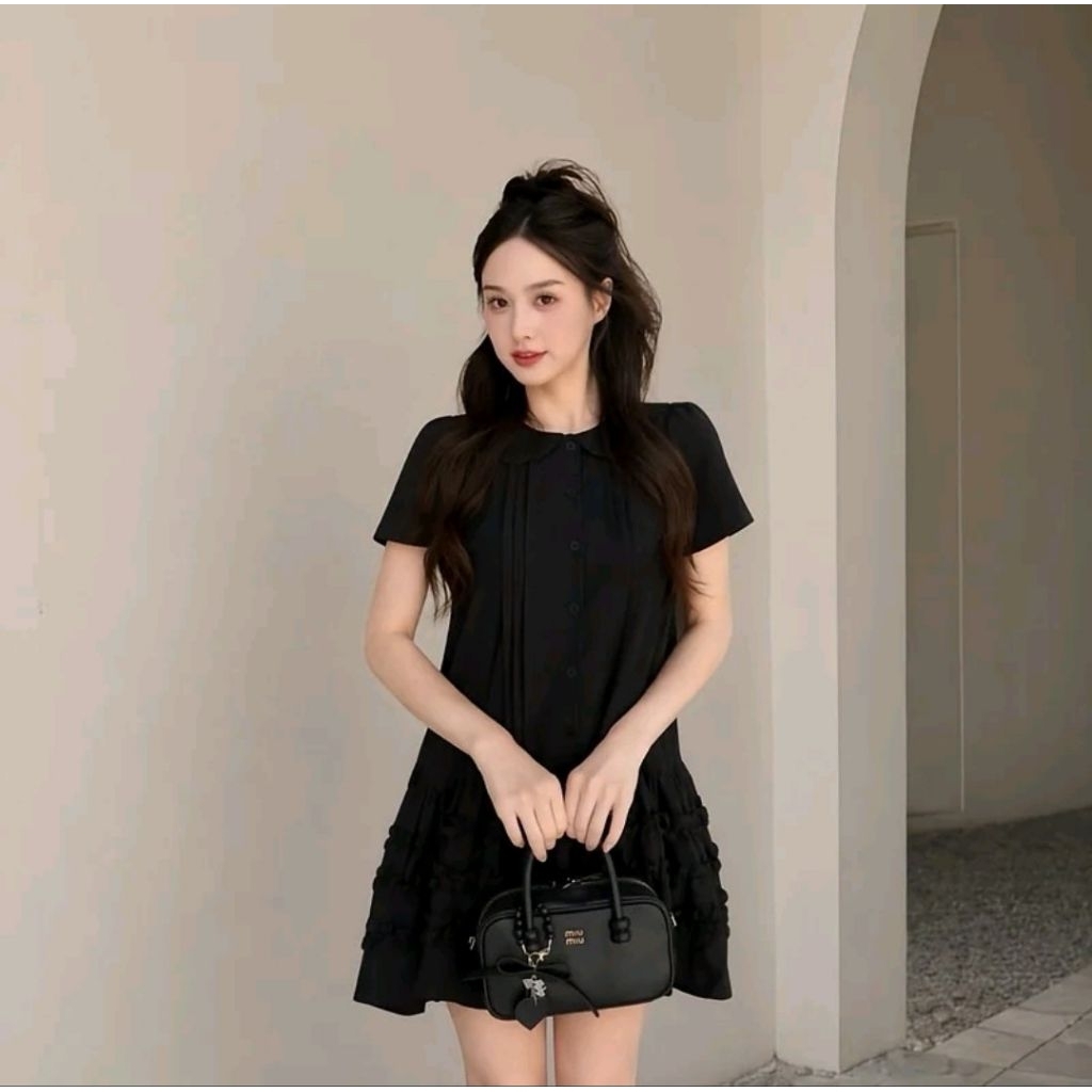 ส่งต่อชุดเดรสสีดำ  (ป้าย Karlyn) size S