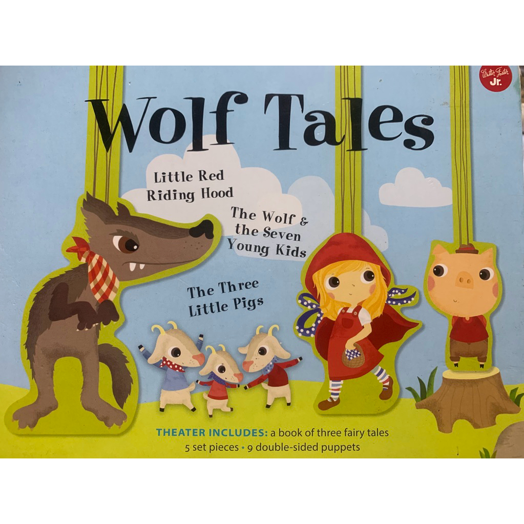 หนังสือชุดฉากละครหุ่นมือในภาพคือ Wolf Tales (Read & Play Puppet Theater) ของสำนักพิมพ์ Walter Foster