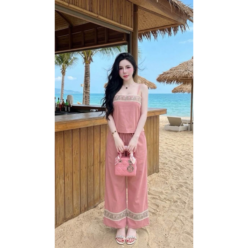 👗พร้อมส่ง👗 ชุดเซ็ท2ชิ้น มาใหม่ รุ่นตามหา เสื้อสายเดี่ยวดอกไม้ ดีไซน์เรียบง่าย ใส่สบาย สำหรับทุกโอกาส💖