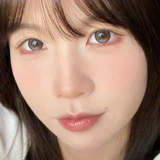 Glitzlens คอนแทคเลนส์รายเดือน (1 Month) วัสดุ Hydrogel Ultraslim รุ่น มี Bubble 2 สี