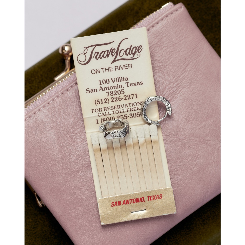 YVIS Crease Brass Hoop Earrings - FUNDAMENTAL Mitr X YVIS