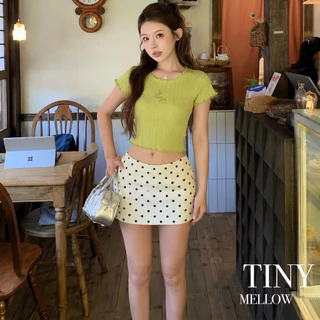 Little Love - เสื้อยืดแขนสั้น ขอบหยักดีเทลปักโลโก้ ผ้ายืดหยุ่นใส่สบาย - ( เบบี้ เลิฟ)