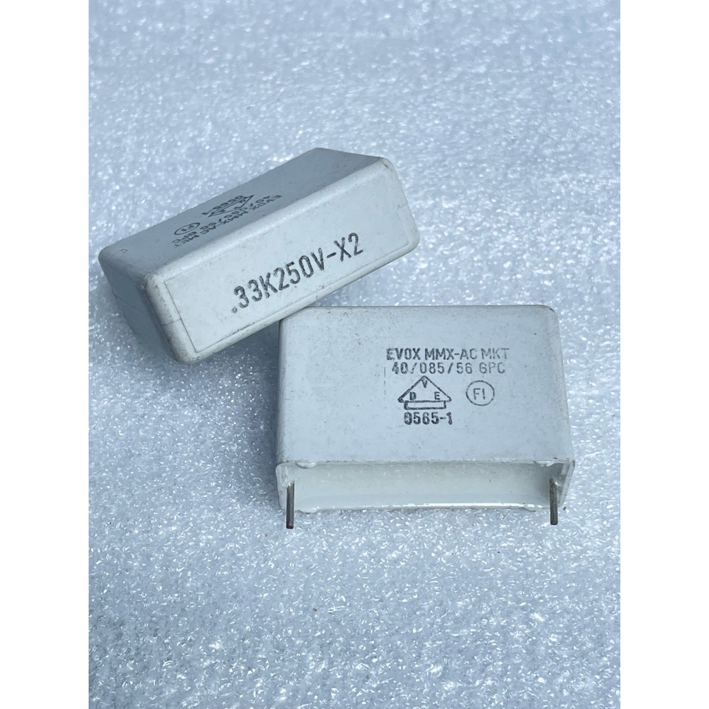 0.33UF 250V(334=330NF) EVOXสีขาว MKT ขาห่าง 28 มิล ของแท้-ใหม่คุณภาพเต็ม100% C 0.33UF 250V