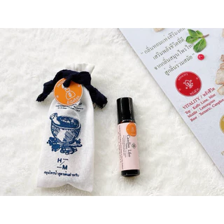 Candles Like TH 5 in 1 Rolling Balm 8ml. ลูกกลิ้งสูตรต้นตำรับ