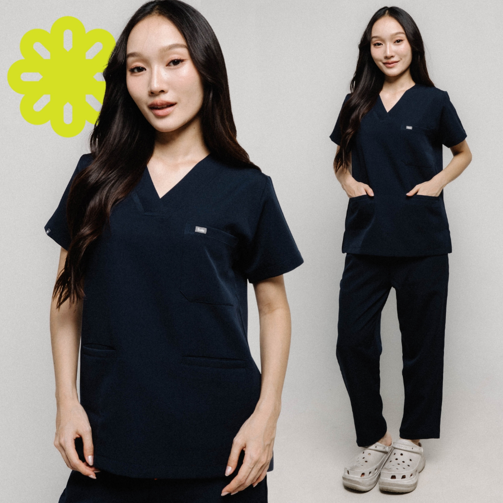 ชุดสครับ Unisex 3 กระเป๋า เสื้อสครับหมอ พยาบาล ใส่สบาย ยับยาก สี Navy รุ่น Comfy | Sole Scrubs (ขายเสื้อแยกกางเกง)