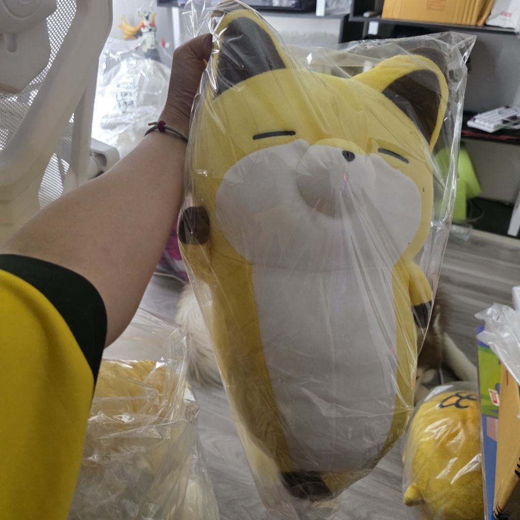 ตุ๊กตา Kitsune (สุนัขจิ้งจอก) จาก Tanuki to Kitsune (ทานูกิกับคิสึเนะ)