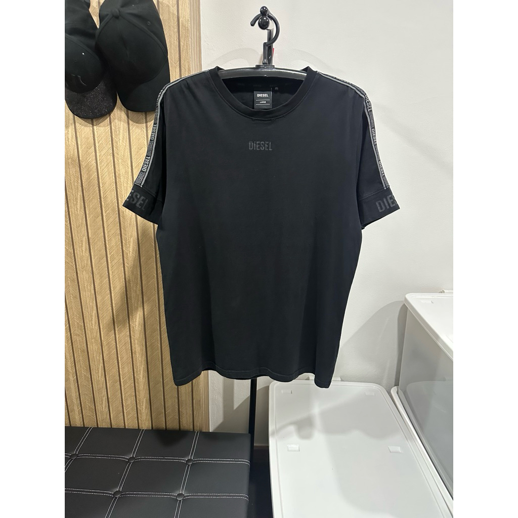 เสื้อยืด diesel สีดำ งานแถบ แท้💯 มือสอง