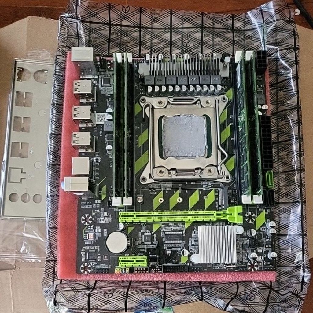 X79 10C 20T RAM 32GB ส่งฟรี