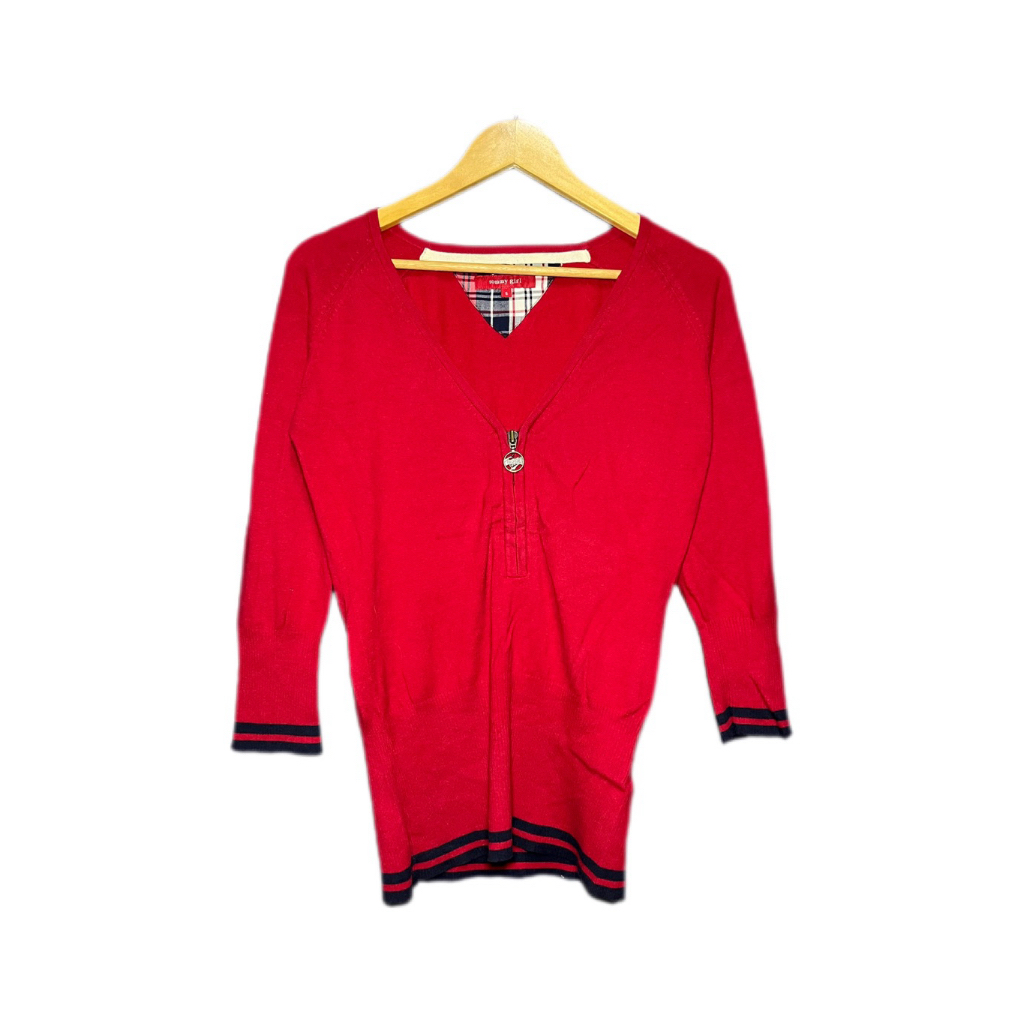 เสื้อถักแขนสามส่วน tommy girl มือสอง