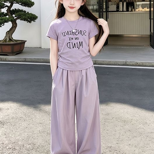 ชุดฤดูร้อนใหม่ปี 2026 สำหรับเด็กผู้หญิง: เสื้อยืดแขนสั้นและกางเกงขายาวทรงบานสำหรับเด็กโต (ชุดสองชิ้น)