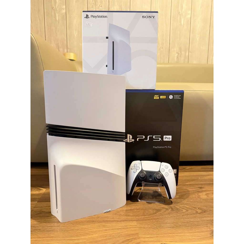 PS5 Pro (Play Station รุ่น Pro) พร้อม Disc Drive อุปกรณ์ครบกล่อง สภาพสวย