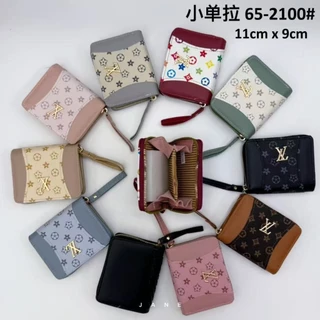 0647#กระเป๋าสตางค์ผู้หญิงใบสั้น ราคาถูก25฿ ใส่แบงค์ใส่เหรียญ ช่องชิป1ช่อง หนังPU
