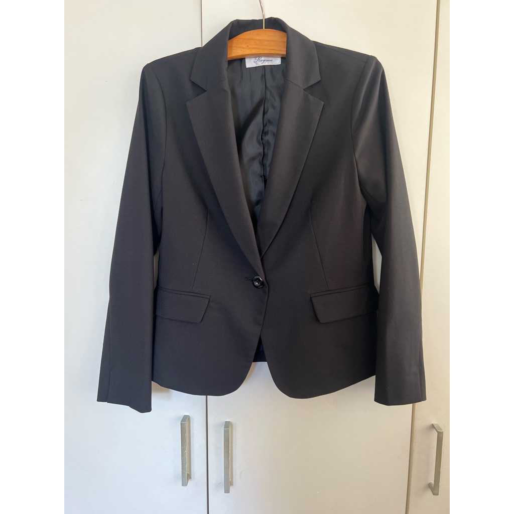 Blazer สีดำ ผู้หญิง ทรงสวยเหมือนใหม่