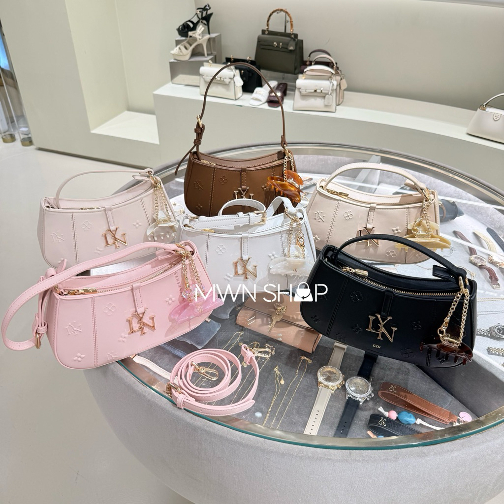 Lyn กระเป๋า มีโค้ดลด30% wendy brighton พร้อมกิ๊บ