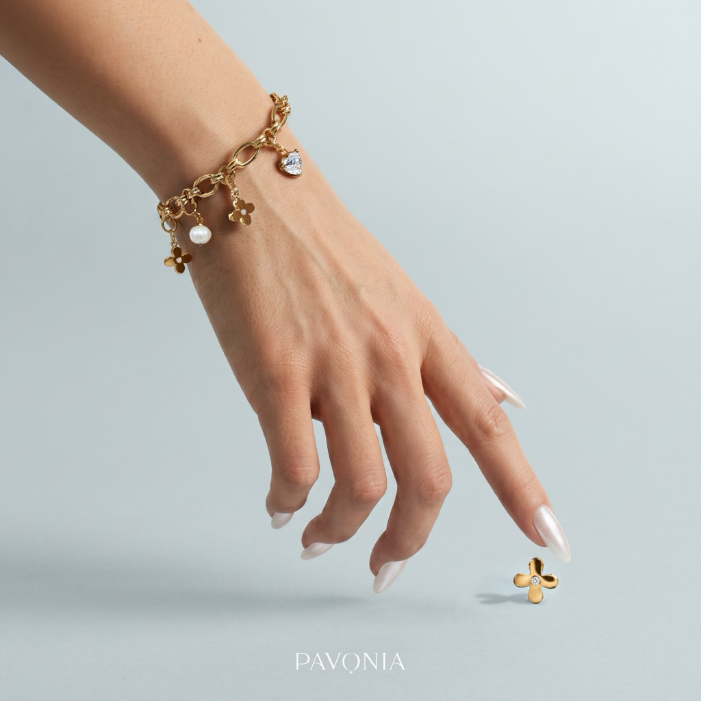 Fleur Signature Charm Bracelet- สร้อยข้อมือรุ่น Fleur Stainless 316L [6.5 Inch]