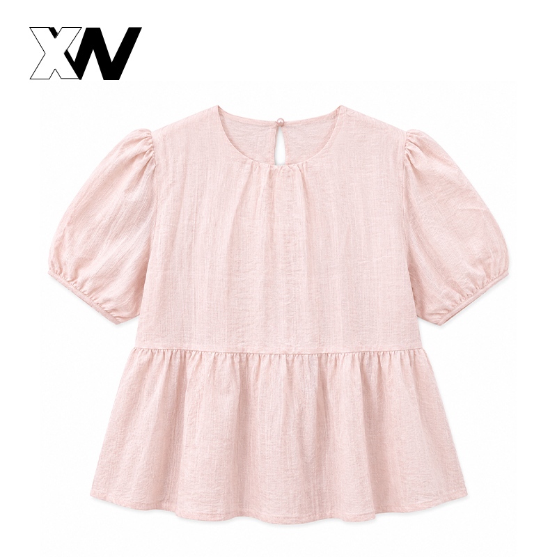 XWbrand เสื้อทรงตุ๊กตาผู้หญิงฤดูร้อน แขนพองคอกลม ทรงหลวมปกปิดหน้าท้อง ผ้าเบาสบายระบายอากาศ คอหลังมีรอยปิดกระดุม