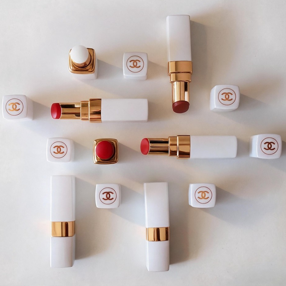 ใหม่เอี่ยมของแท้ พร้อมส่ง ด่วนChanel Rouge Coco Baume 3g แท่งสีขาว #914 #916 #918 #920 ลิปบาล์มบำรุงปากนุ่ม