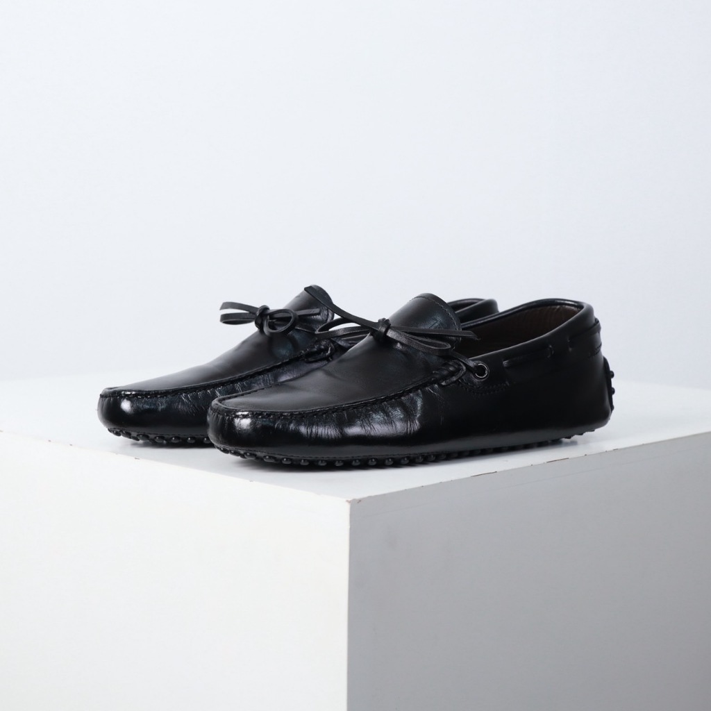 รองเท้า Tod's ของแท้ 100% สภาพใหม่ Premium [TOD’S 5.5 UK / 39.5 EU / 25 CM] | MOPOKO