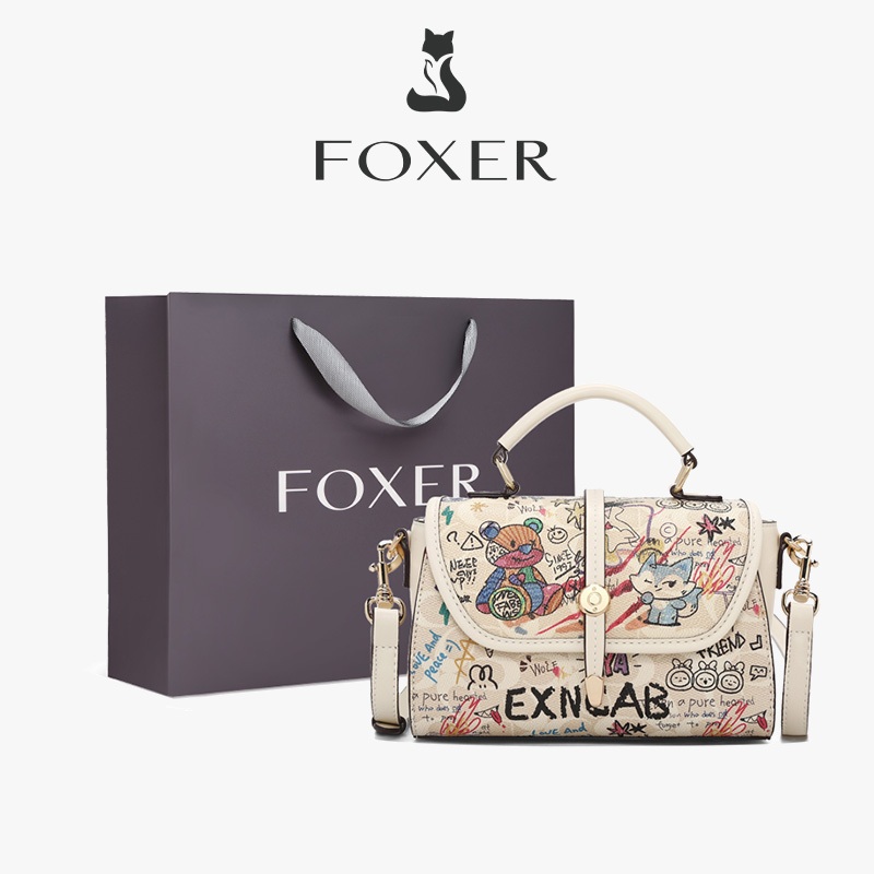 FOXER กระเป๋าถือผู้หญิง กระเป๋าทรงกล่องลายกราฟฟิตี้หมี กระเป๋าสะพายไหล่อเนกประสงค์