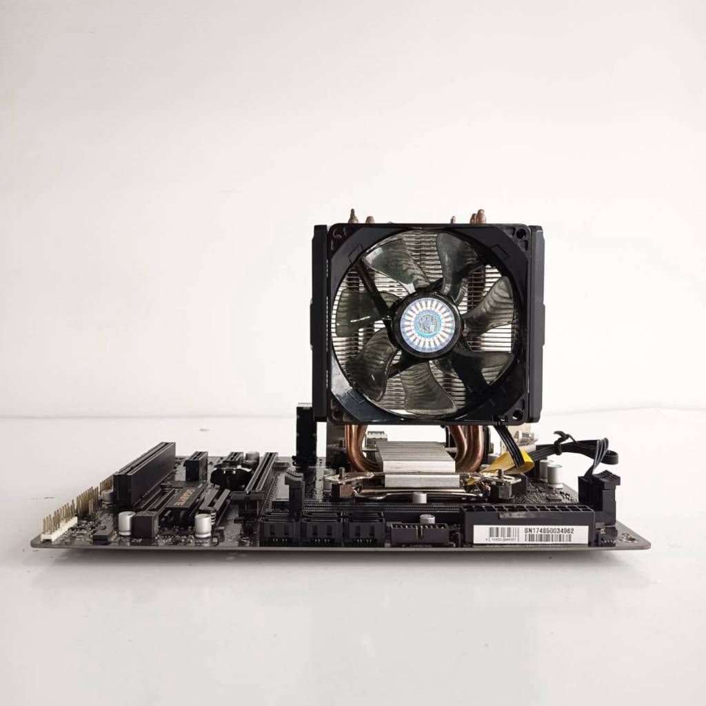 CPU  Core i5  7400  3.00GHz + M/B  GIGABYTE  B250M - HD3 - CF  (1151 V.1)  ประกัน  2  เดือน